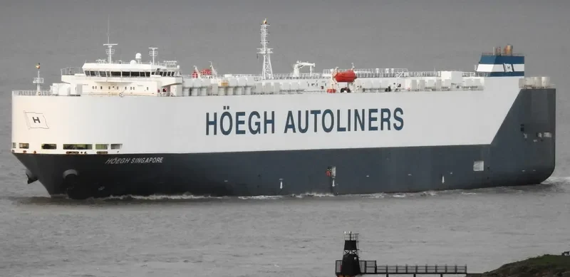 HOEGH SINGAPORE General Cargo IMO 9431862 photo 2