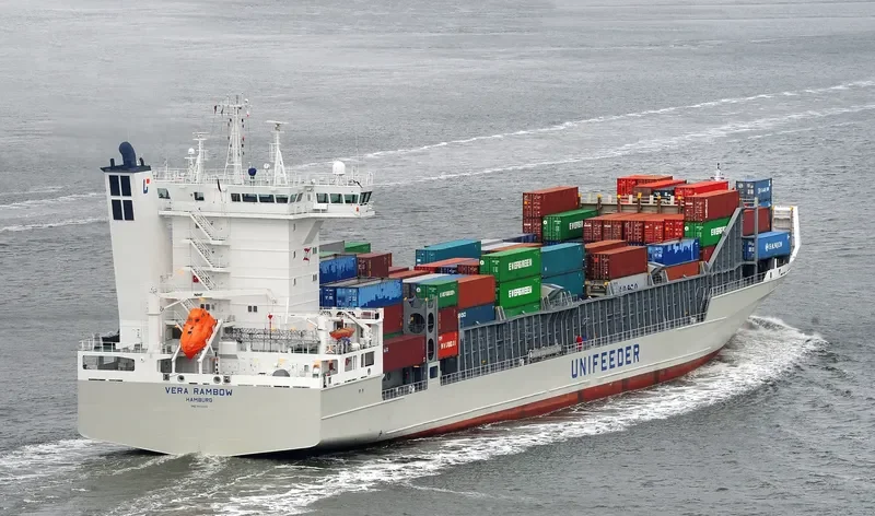 VERA RAMBOW Container Ship IMO 9432220 photo 5