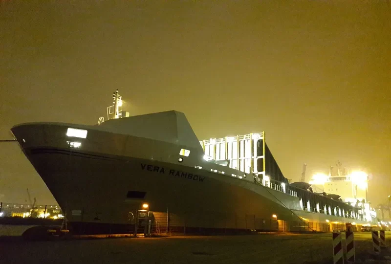 VERA RAMBOW Container Ship IMO 9432220 photo 9