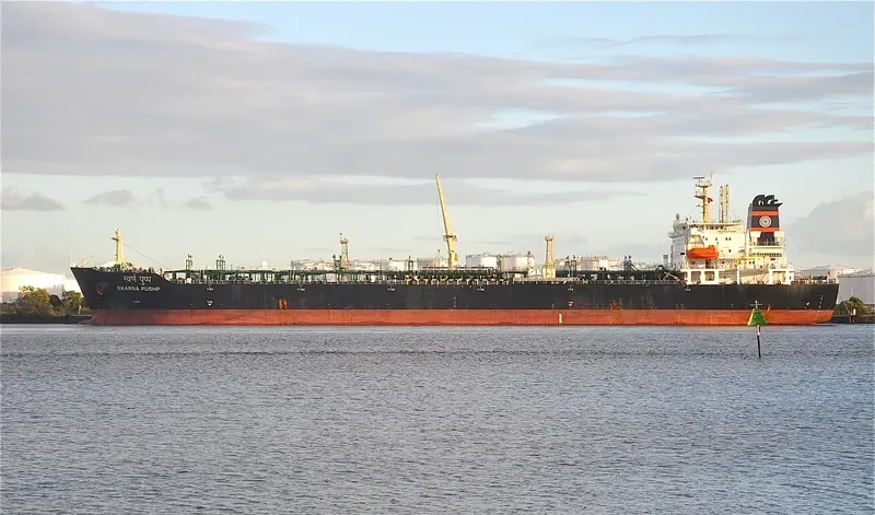 SWARNA PUSHP Tanker IMO 9432672 photo 4