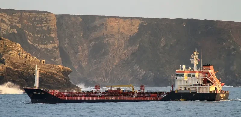 VARKAN EGE Tanker IMO 9433092 photo 6