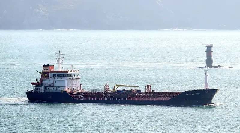 VARKAN EGE Tanker IMO 9433092 photo 9