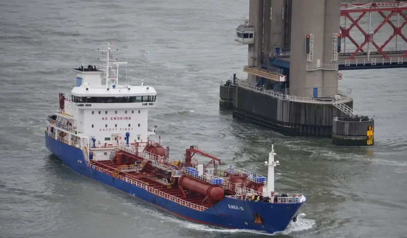 EMEK S Tanker IMO 9433561 photo 9
