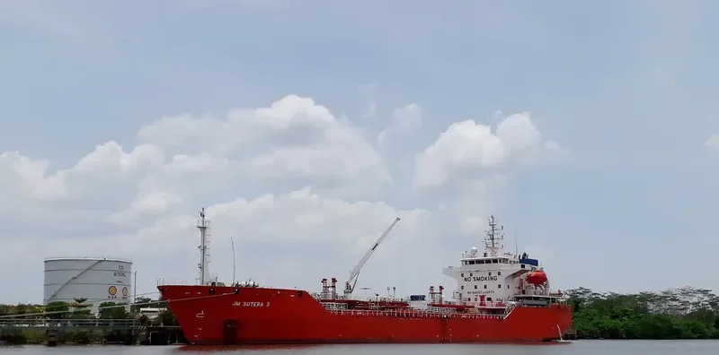 JM SUTERA 3 Tanker IMO 9434101 photo 4