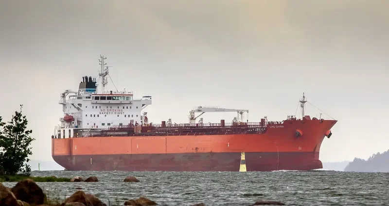 OLAF Tanker IMO 9434204 photo 2