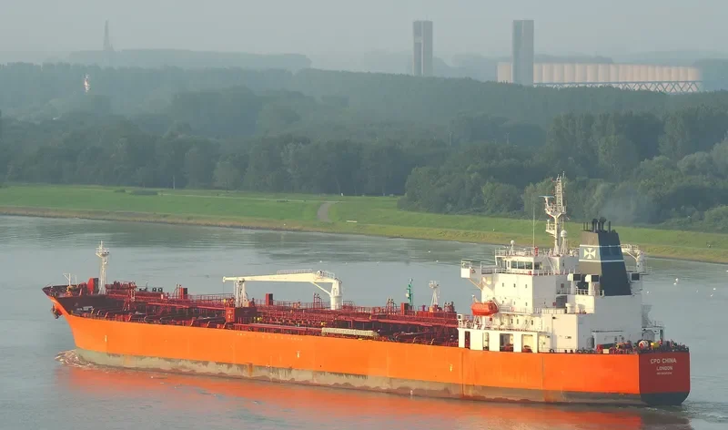 OLAF Tanker IMO 9434204 photo 5