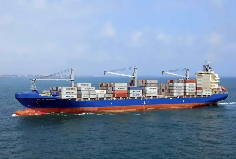 CITY OF SHANGHAI Container Ship IMO 9434450 photo 3