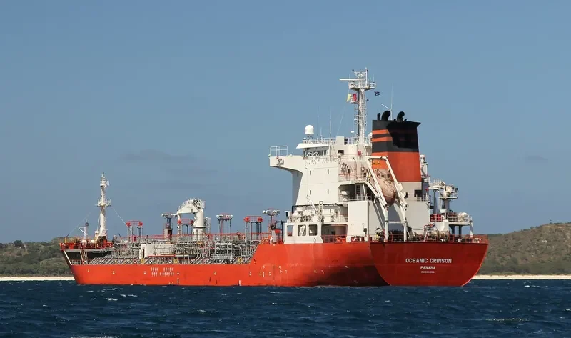 OCEANIC CRIMSON Tanker IMO 9434668 photo 7