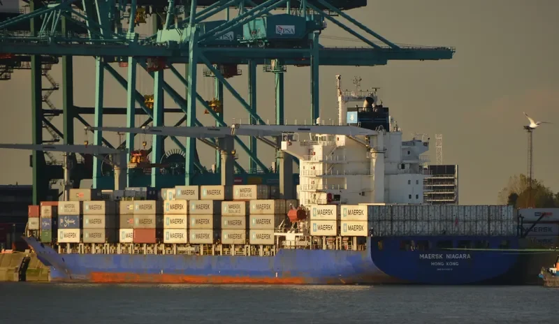 MAERSK NIAGARA Container Ship IMO 9434905 photo 8