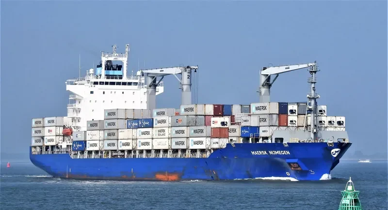 MAERSK NIJMEGEN Container Ship IMO 9434929 photo 3
