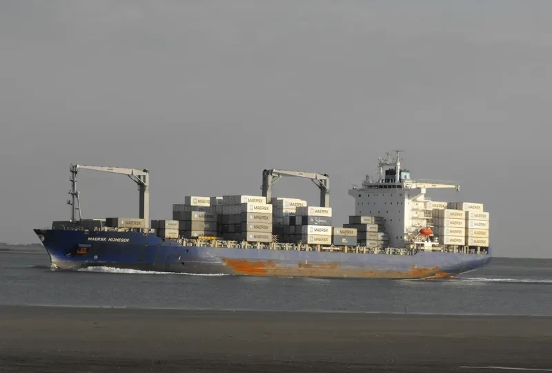 MAERSK NIJMEGEN Container Ship IMO 9434929 photo 6