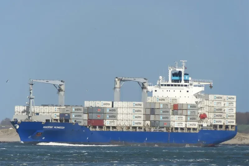 MAERSK NIJMEGEN Container Ship IMO 9434929 photo 9