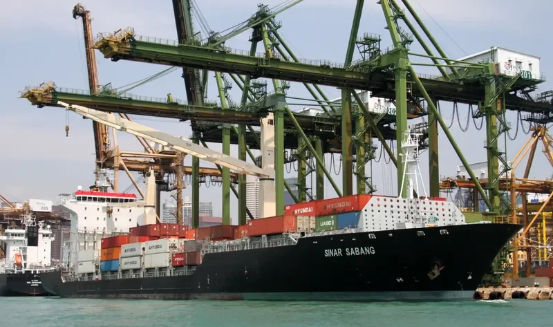 HANSA BITBURG Container Ship IMO 9435234 photo 9