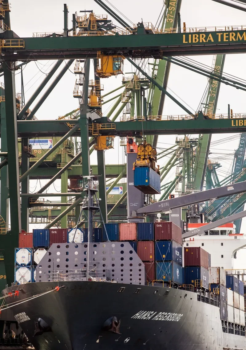 HANSA REGENSBURG Container Ship IMO 9435258 photo 3