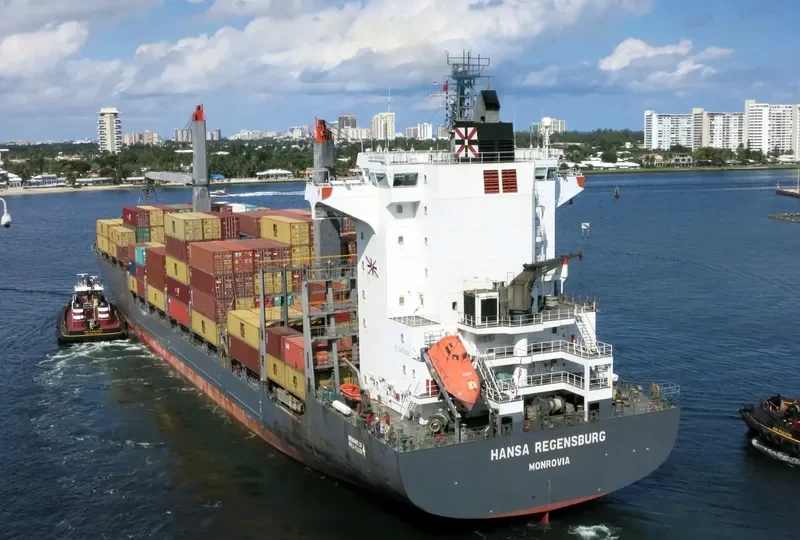 HANSA REGENSBURG Container Ship IMO 9435258 photo 6