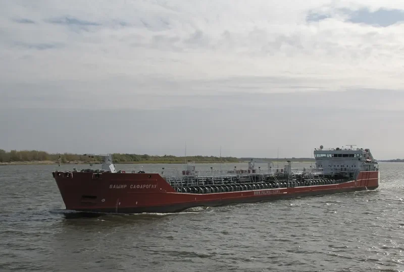 OB RIVER Tanker IMO 9435351 photo 5