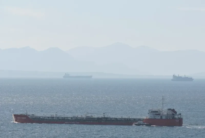 ARAZ RIVER Tanker IMO 9435363 photo 6