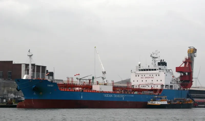 THERESA AQUARIUS Tanker IMO 9435806 photo 8