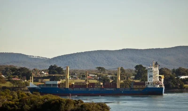 HOHEBANK Container Ship IMO 9435818 photo 8