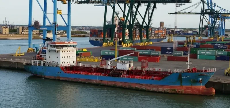 LEON Tanker IMO 9435844 photo 5