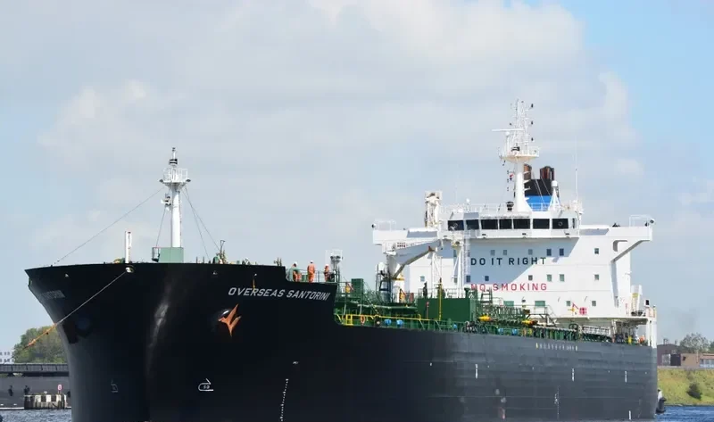 OVERSEAS SANTORINI Tanker IMO 9435909 photo 7