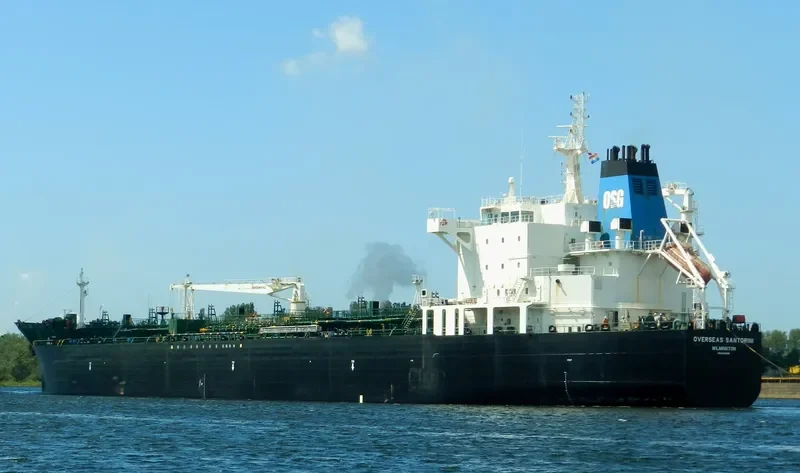 OVERSEAS SANTORINI Tanker IMO 9435909 photo 9