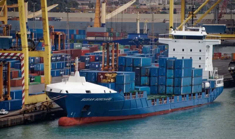 BG ONYX Container Ship IMO 9436197 photo 3