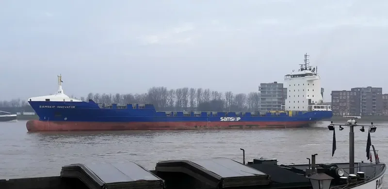 SAMSKIP INNOVATOR Container Ship IMO 9436214 photo 3