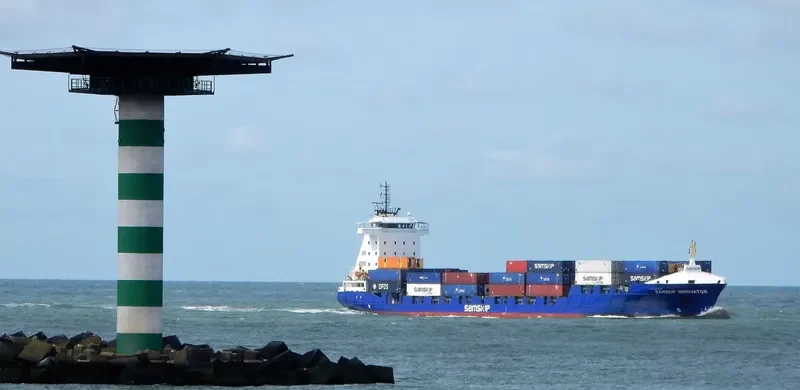 SAMSKIP INNOVATOR Container Ship IMO 9436214 photo 8