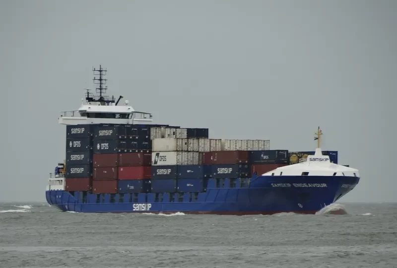 SAMSKIP ENDEAVOUR Container Ship IMO 9436290