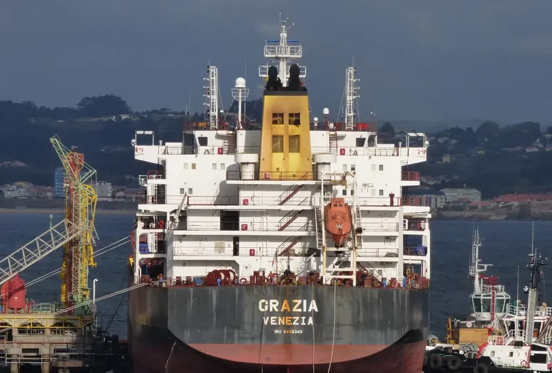 CUMBIA 1 Tanker IMO 9436343 photo 3