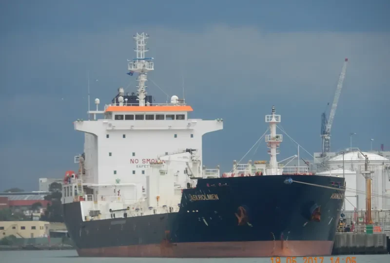 ASKHOLMEN Tanker IMO 9436381 photo 3