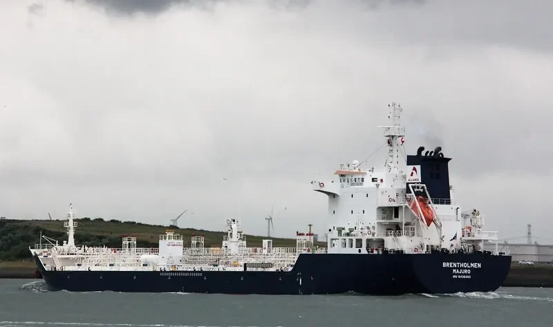 BRENTHOLMEN Tanker IMO 9436393 photo 2