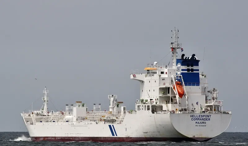 STORHOLMEN Tanker IMO 9436408 photo 4