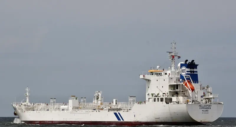 STORHOLMEN Tanker IMO 9436408 photo 6