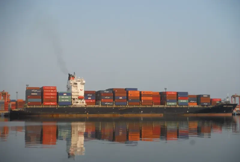 SEASPAN LONCOMILLA Container Ship IMO 9437385 photo 7