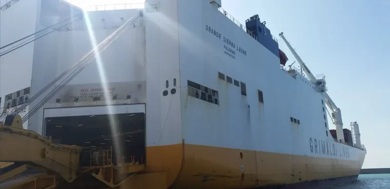 GRANDE SIERRA LEONE Ro-Ro IMO 9437945 photo 6