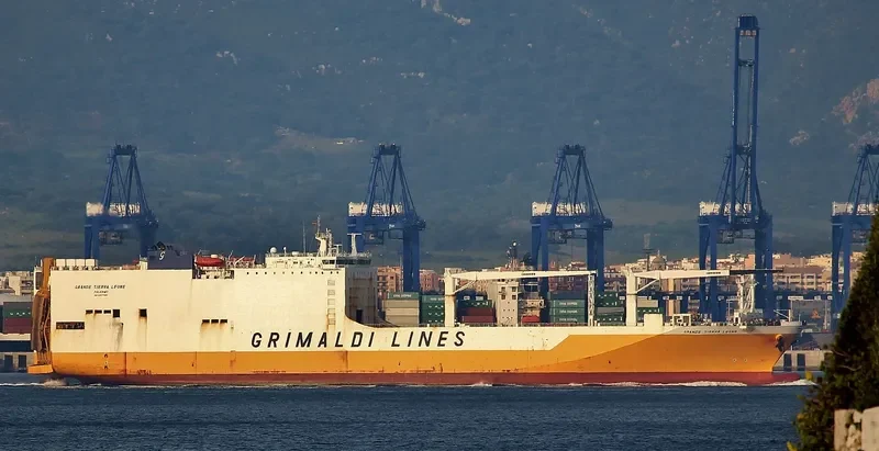 GRANDE SIERRA LEONE Ro-Ro IMO 9437945 photo 9
