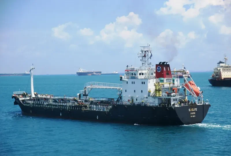 MARINE KITE Tanker IMO 9438274 photo 6