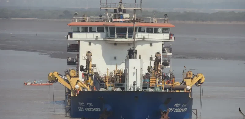 EBT DREDGER General Cargo IMO 9438432 photo 4