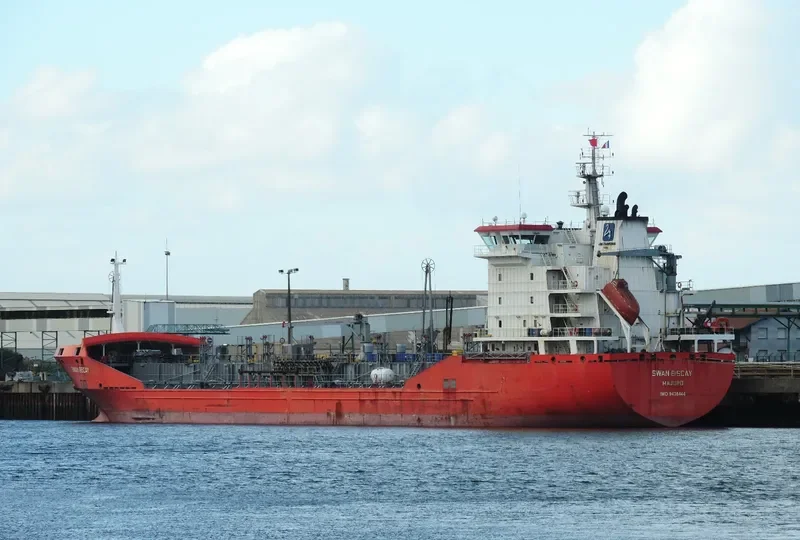 SWAN BISCAY Tanker IMO 9438444 photo 2