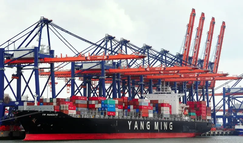 YM MANDATE Container Ship IMO 9438523 photo 10