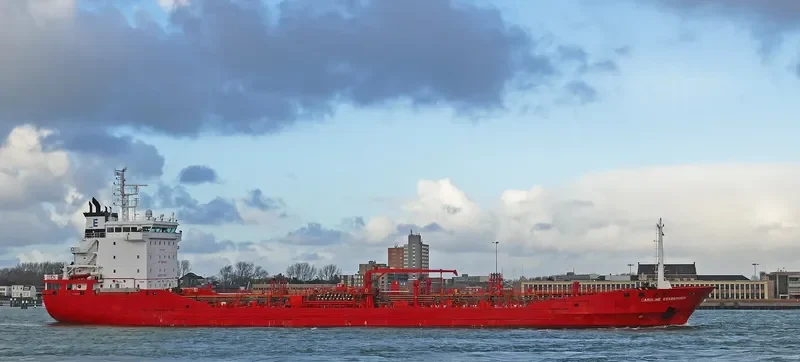 CAROLINE ESSBERGER Tanker IMO 9439151 photo 2