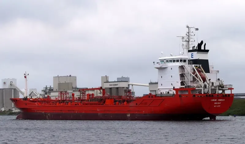 CAROLINE ESSBERGER Tanker IMO 9439151 photo 7