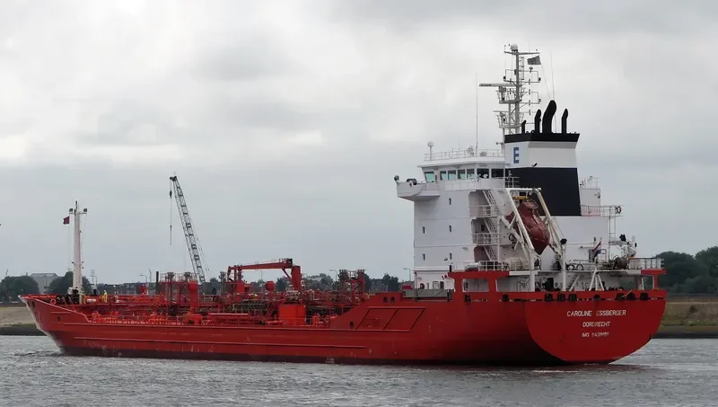 CAROLINE ESSBERGER Tanker IMO 9439151 photo 9