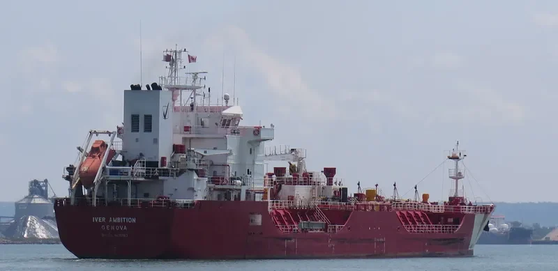 IVER AMBITION Tanker IMO 9439163 photo 4