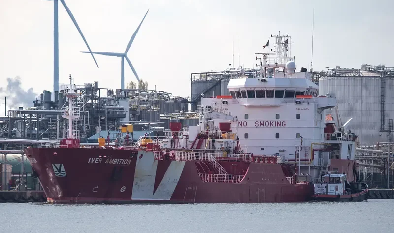 IVER AMBITION Tanker IMO 9439163 photo 7