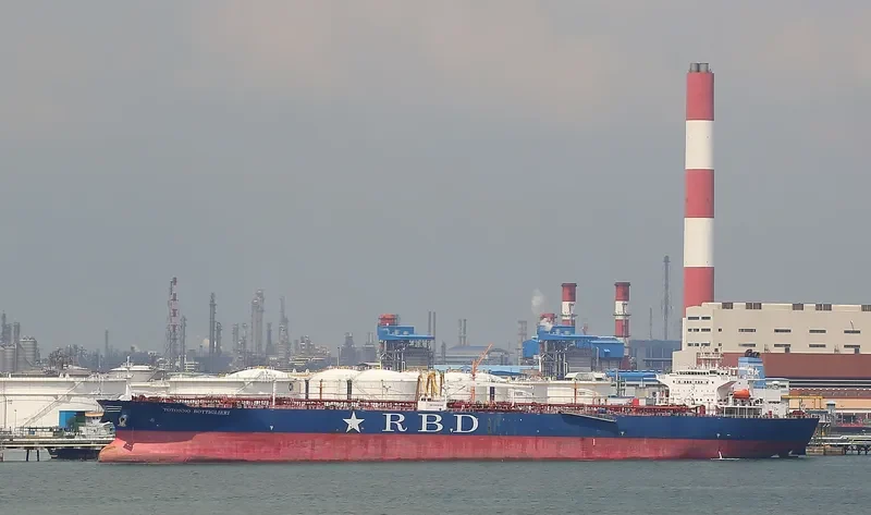 TOTONNO BOTTIGLIERI Tanker IMO 9439400 photo 2