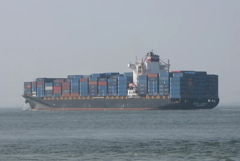 KOTA LAWA Container Ship IMO 9439709 photo 7
