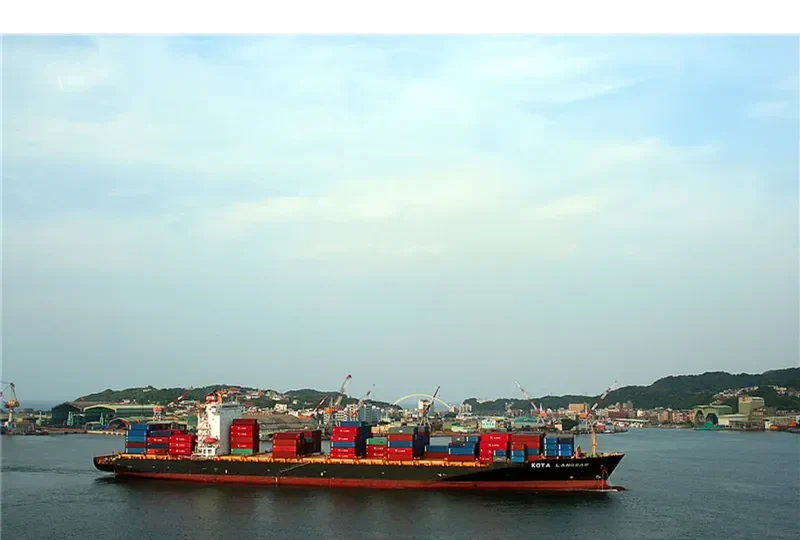MSC LANGSAR Container Ship IMO 9439735 photo 4